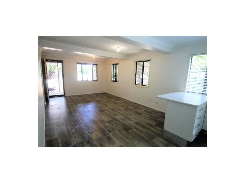 806b WYNNUM RD, Cannon Hill QLD 4170