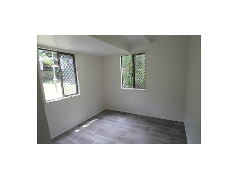 806b WYNNUM RD, Cannon Hill QLD 4170