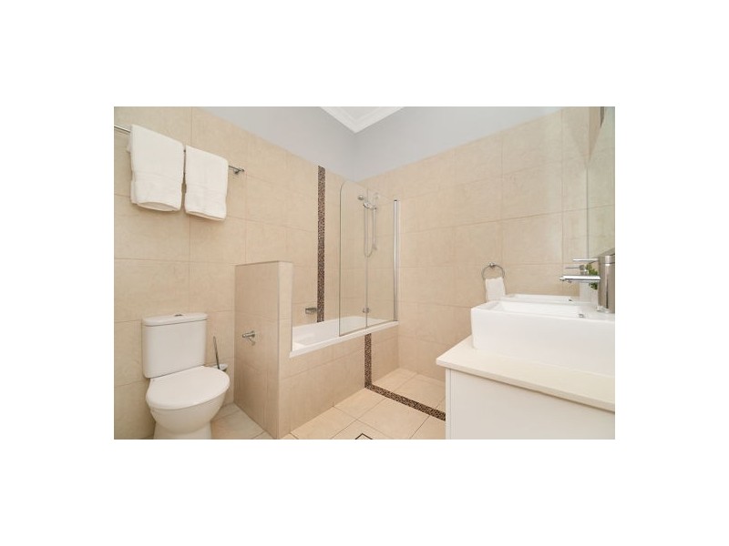 57 FISHER ST, East Brisbane QLD 4169