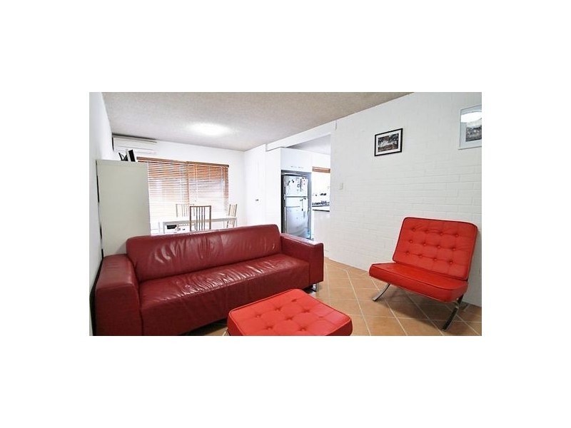 1.32 CLARENDON STREET, East Brisbane QLD 4169