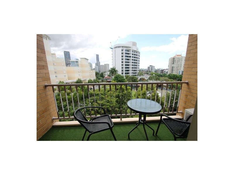 305/355 MAIN STREET, Kangaroo Point QLD 4169