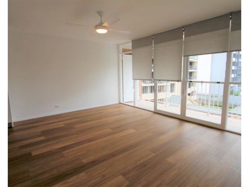 54/64 THORN STREET, Kangaroo Point QLD 4169