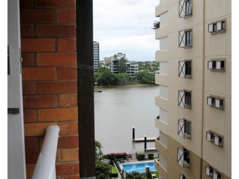 54/64 THORN STREET, Kangaroo Point QLD 4169