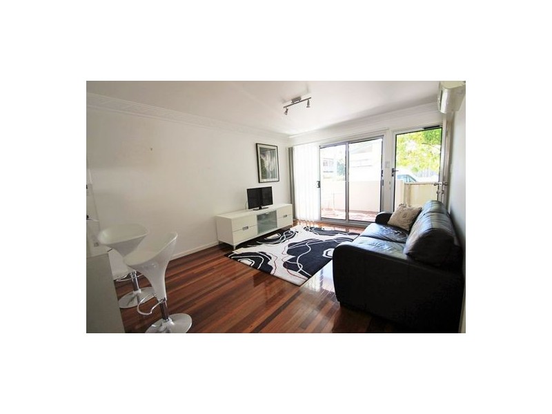 1/27 SALSTONE STREET, Kangaroo Point QLD 4169