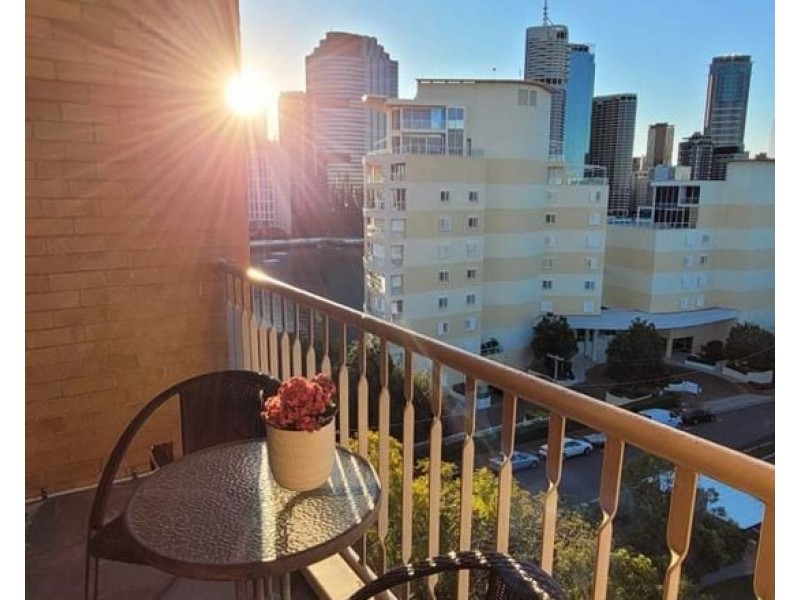 608.355 MAIN STREET, Kangaroo Point QLD 4169