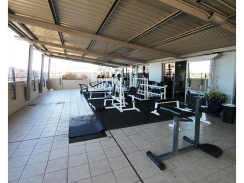 916.9 CASTLEBAR ST, Kangaroo Point QLD 4169