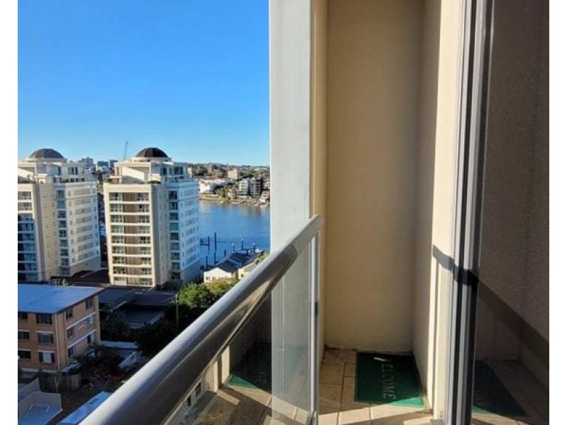 916.9 CASTLEBAR ST, Kangaroo Point QLD 4169