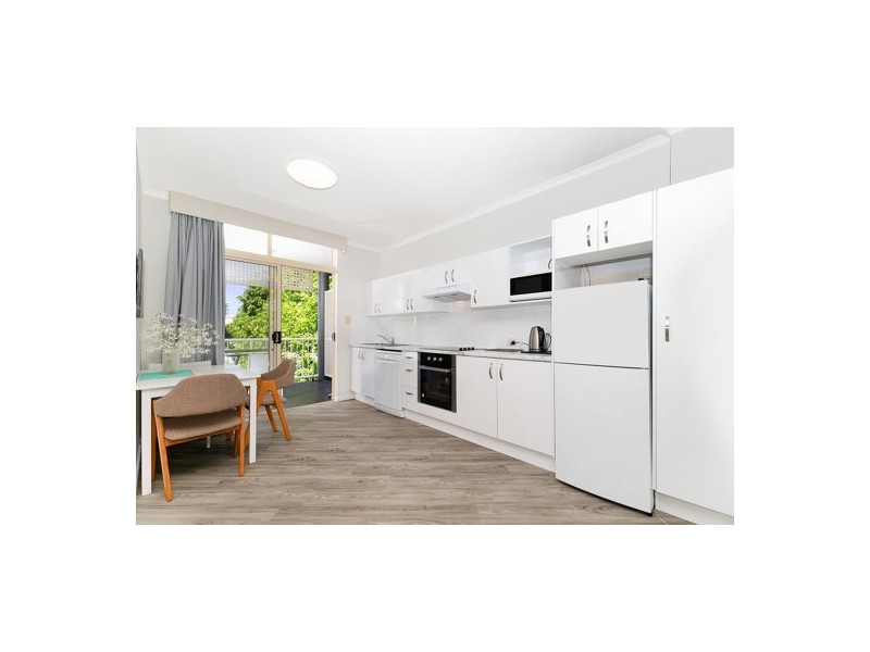 223.85 DEAKIN STREET, Kangaroo Point QLD 4169