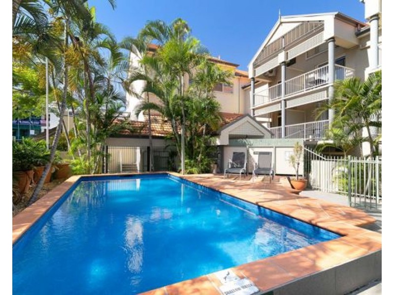 223.85 DEAKIN STREET, Kangaroo Point QLD 4169