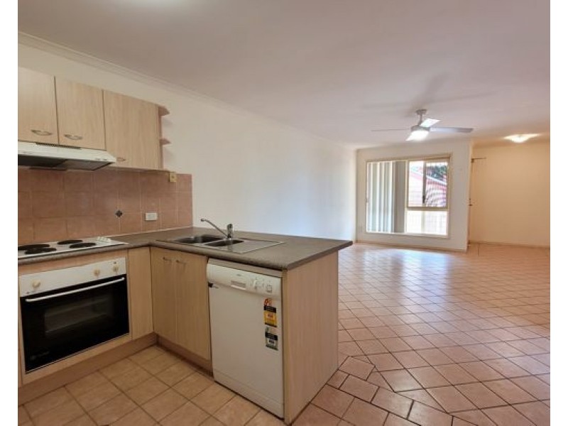7/17 HUBERT STREET, Woolloongabba QLD 4102