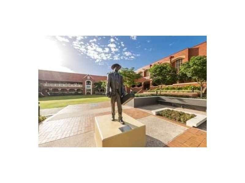 44. BARKER, East Brisbane QLD 4169