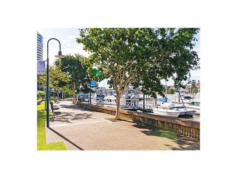 1005.44 FERRY STREET, Kangaroo Point QLD 4169