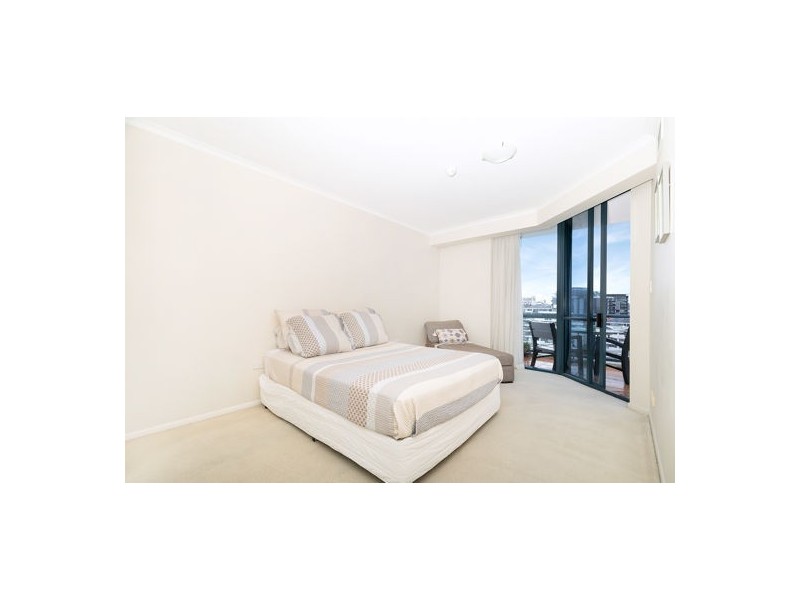 1305/44 FERRY STREET, Kangaroo Point QLD 4169
