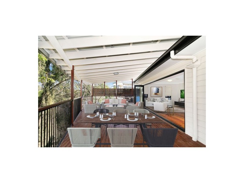 29 DODWELL ST, Holland Park West QLD 4121