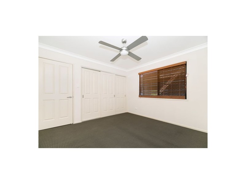 29 DODWELL ST, Holland Park West QLD 4121