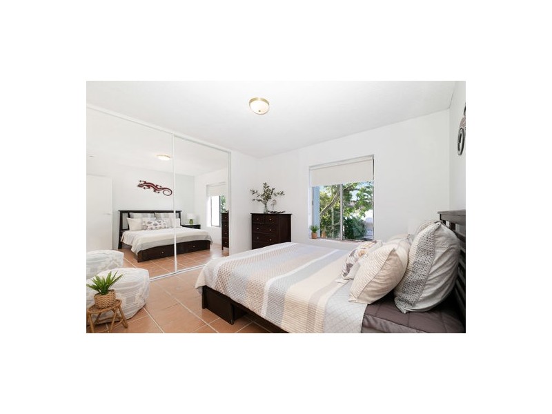 1/32 CLARENDON STREET, East Brisbane QLD 4169