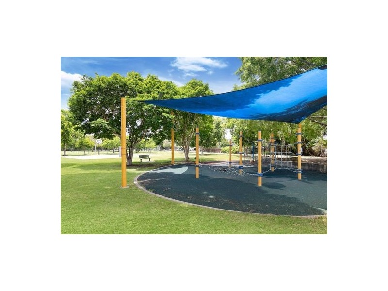 10.25 LISBURN STREET, East Brisbane QLD 4169