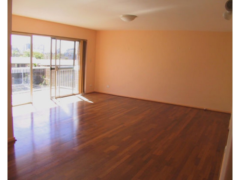 7.152 RIVER TERRACE, Kangaroo Point QLD 4169