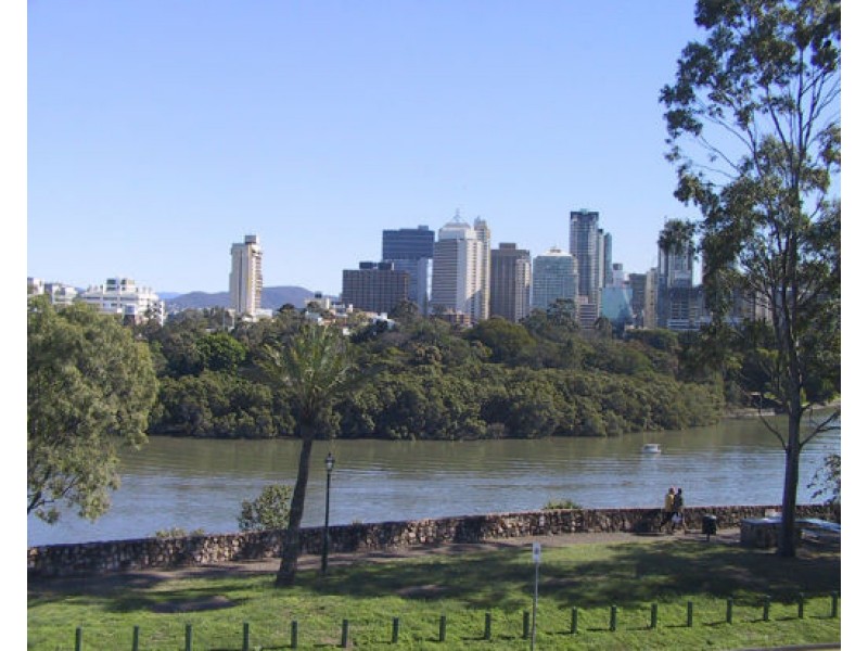 7.152 RIVER TERRACE, Kangaroo Point QLD 4169