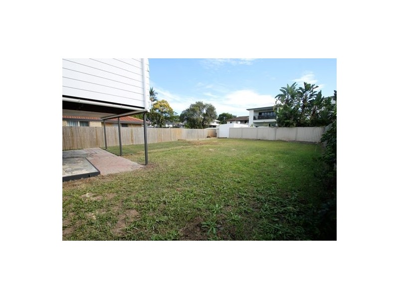 30 BENT STREET, Cannon Hill QLD 4170