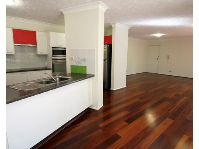 4/96 Dornoch Terrace, Highgate Hill QLD 4101