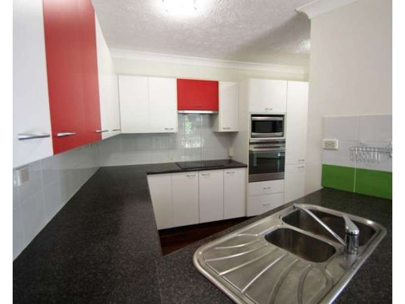 4/96 Dornoch Terrace, Highgate Hill QLD 4101