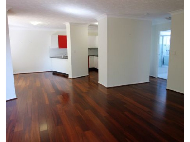 4/96 Dornoch Terrace, Highgate Hill QLD 4101