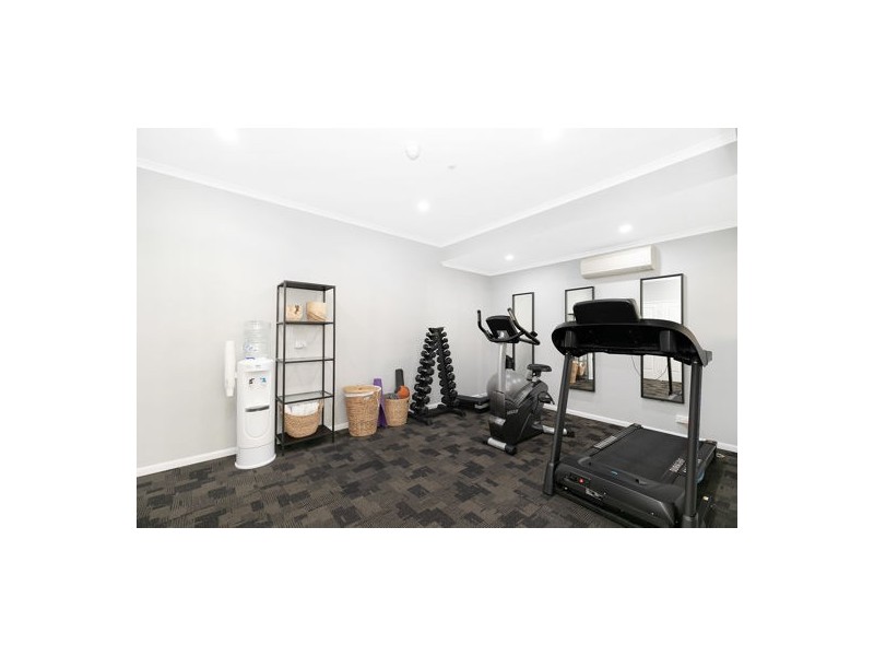 224/85 DEAKIN STREET, Kangaroo Point QLD 4169