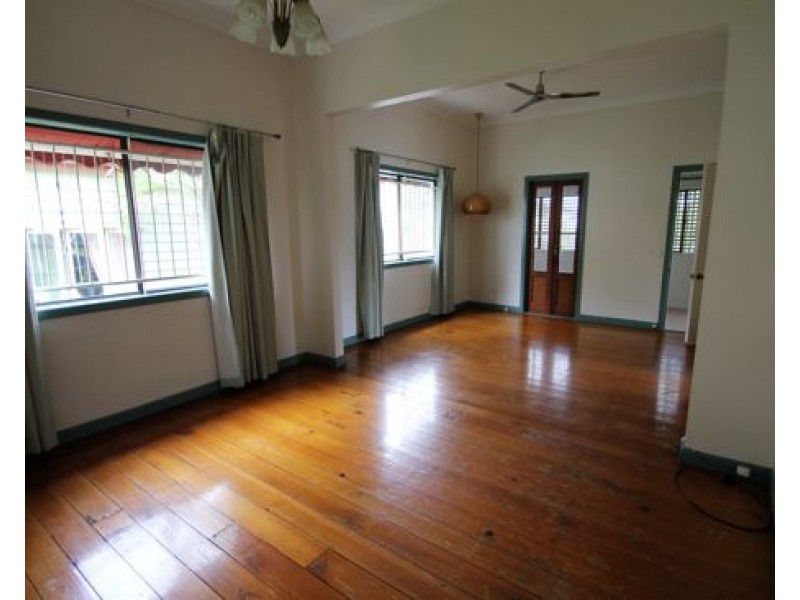 132 Merthyr Road, New Farm QLD 4005