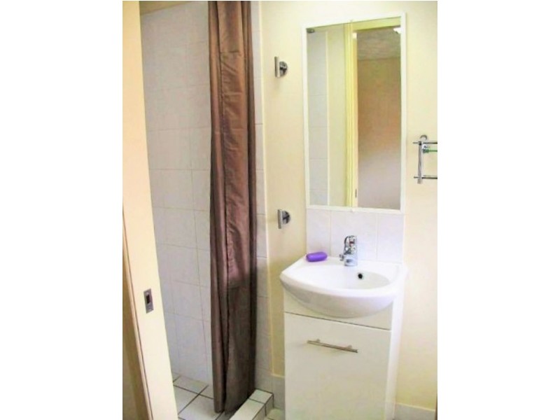 5/27 Princess St, Kangaroo Point QLD 4169