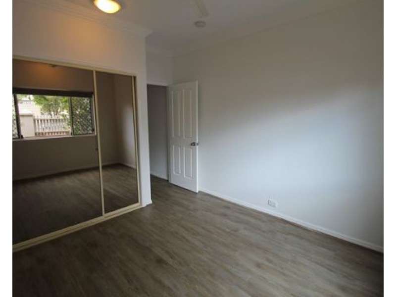 1/28 Princess St, Kangaroo Point QLD 4169