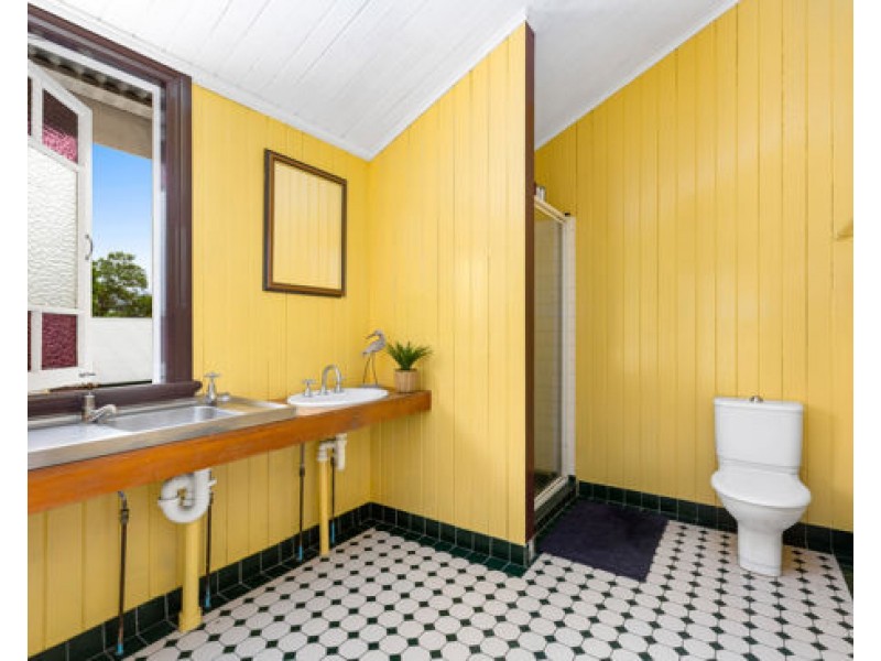 44 Barker Street, East Brisbane QLD 4169