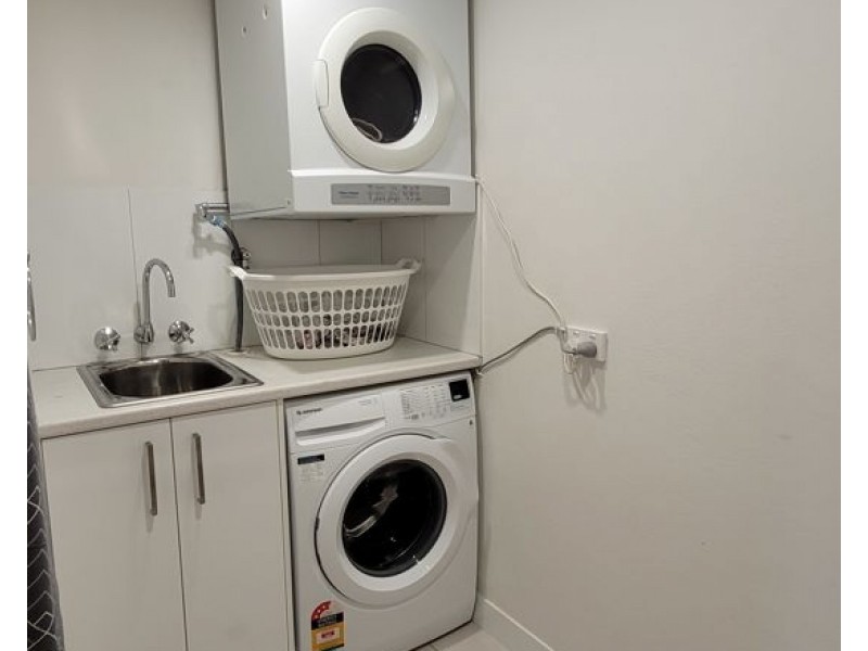 4/245 Main Street, Kangaroo Point QLD 4169