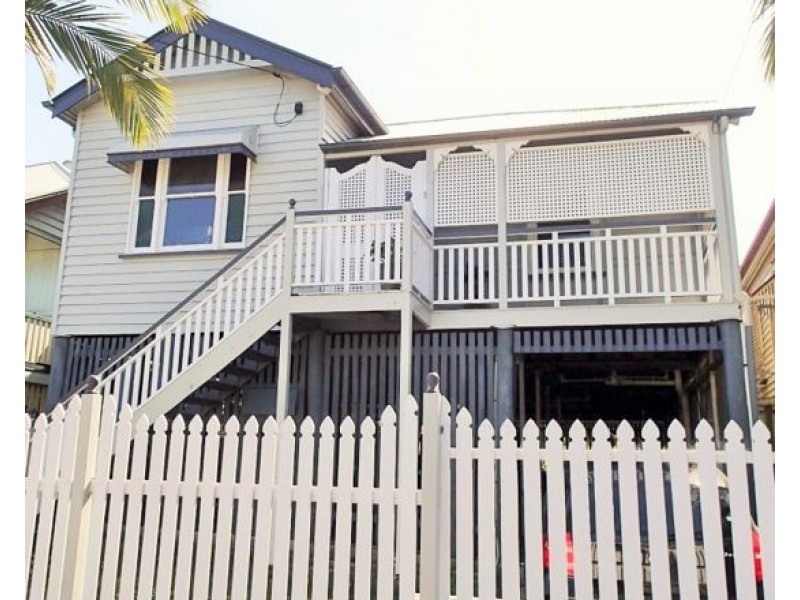 33 NORMAN STREET, East Brisbane QLD 4169