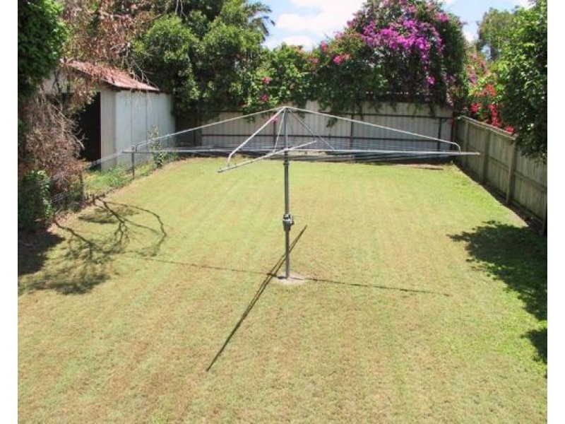 33 NORMAN STREET, East Brisbane QLD 4169