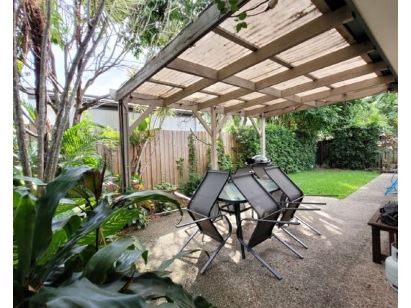 2/140 Baringa St, Morningside QLD 4170