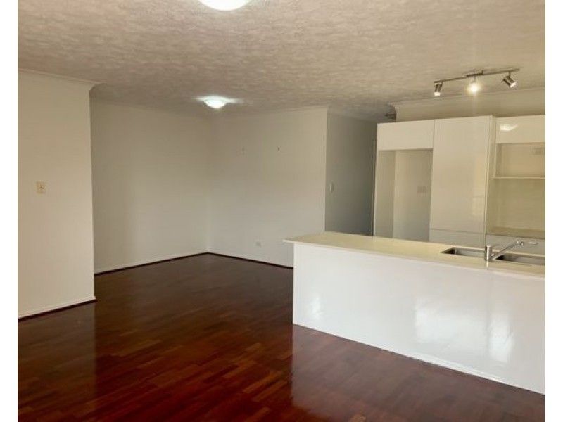 2/64 Longlands Street, East Brisbane QLD 4169