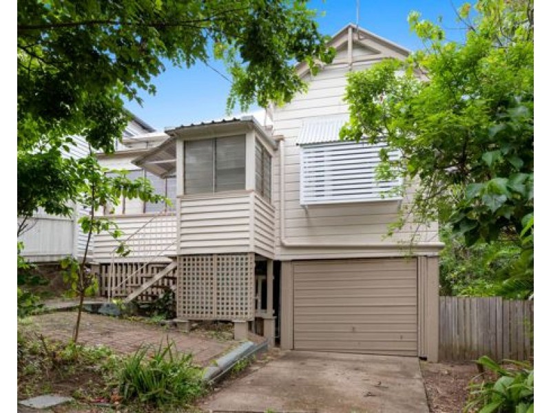 38 WEST St, Highgate Hill QLD 4101