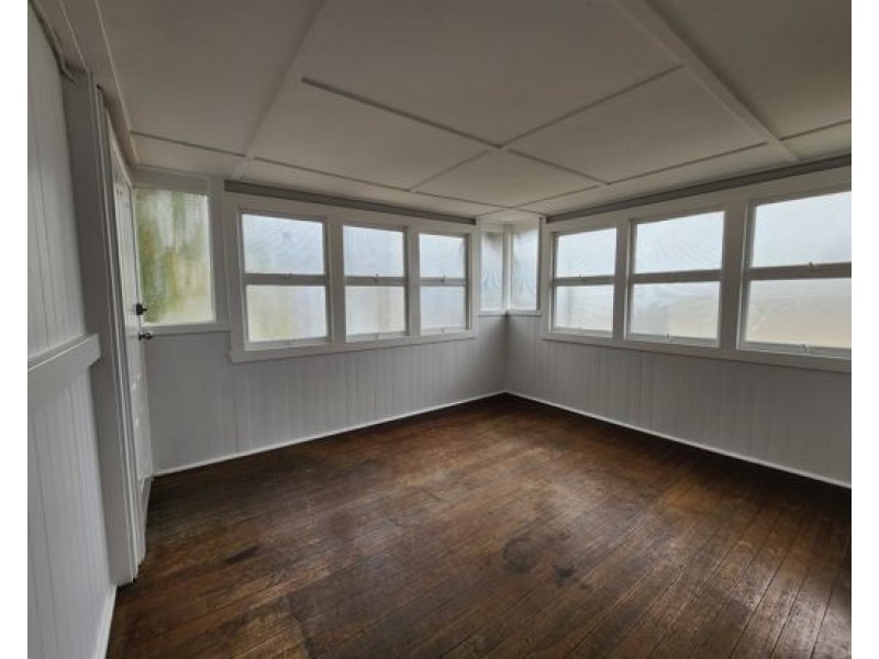 55 Ross St, Woolloongabba QLD 4102