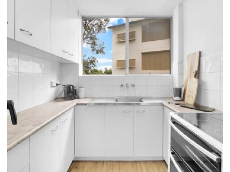 2/108 RIVER TERRACE, Kangaroo Point QLD 4169