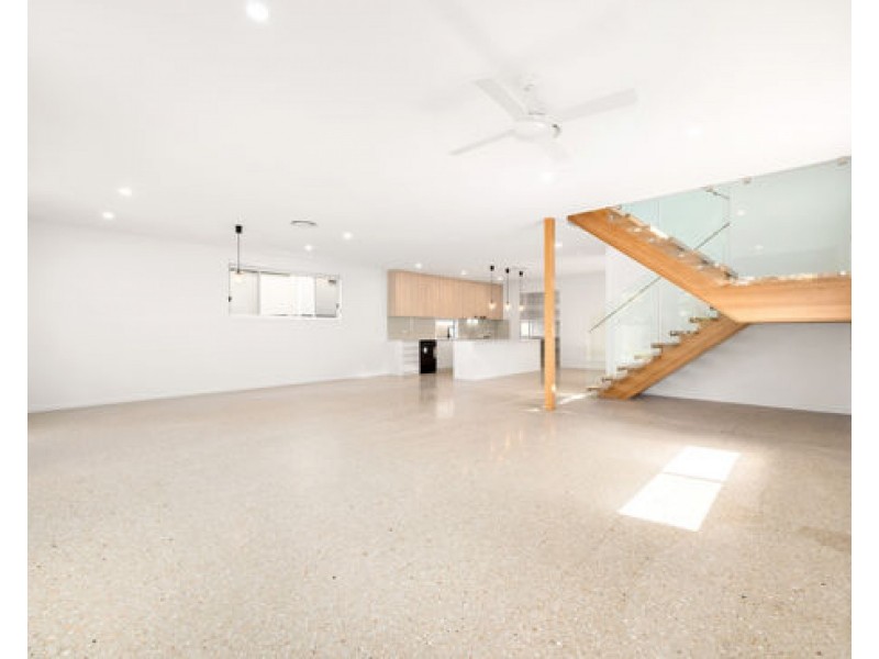 36 Salisbury St, Woolloongabba QLD 4102