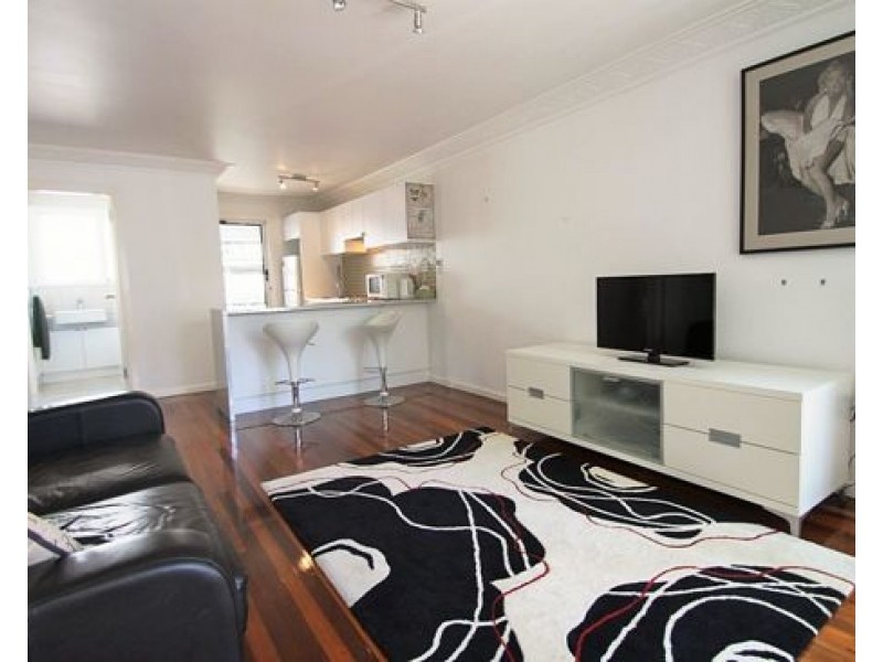 1/27 SALSTONE STREET, Kangaroo Point QLD 4169
