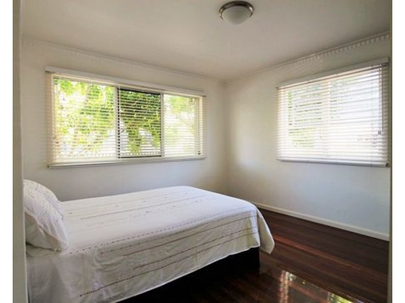 1/27 SALSTONE STREET, Kangaroo Point QLD 4169