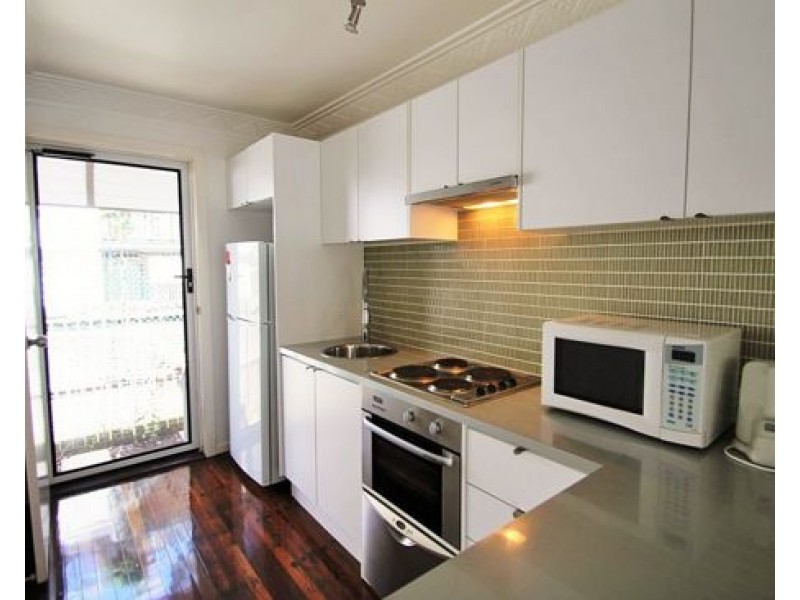 1/27 SALSTONE STREET, Kangaroo Point QLD 4169