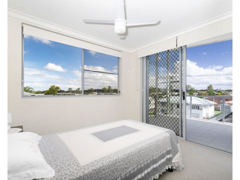201/64 KATES STREET, Morningside QLD 4170