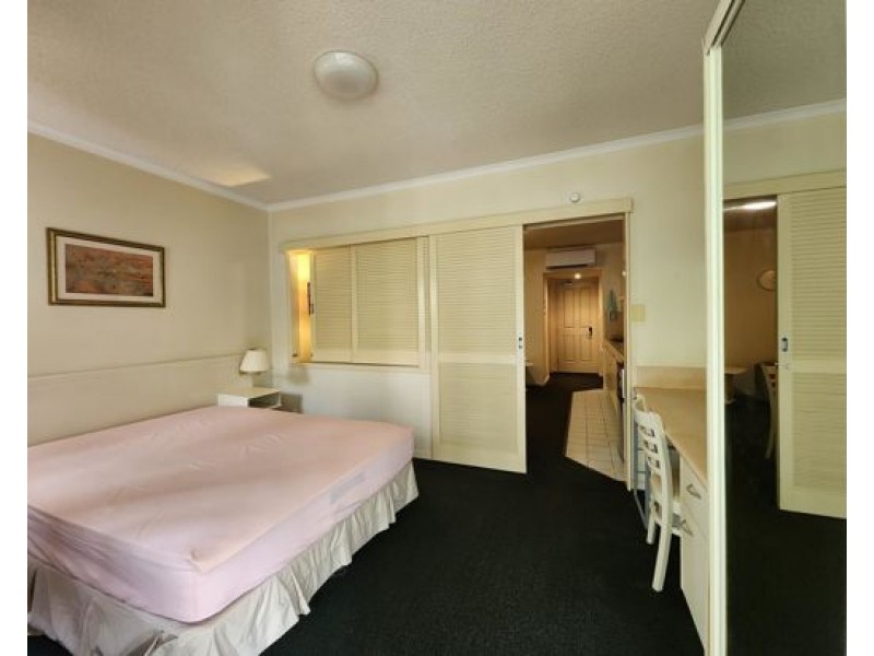 225/85 DEAKIN STREET, Kangaroo Point QLD 4169