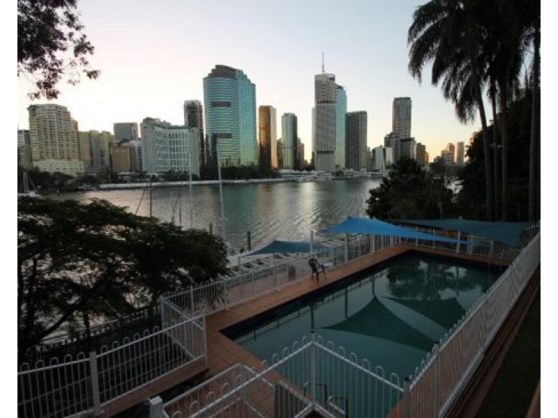 15/355 Main Street, Kangaroo Point QLD 4169