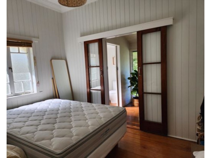 26 GEERA STREET, Coorparoo QLD 4151