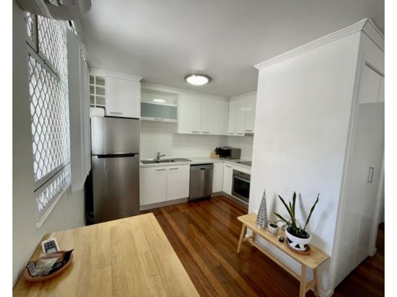 4/115 Kirkland Avenue, Coorparoo QLD 4151