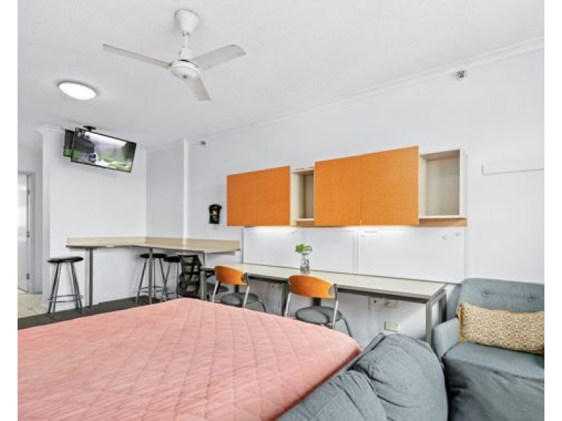919/188 Shafston Ave, Kangaroo Point QLD 4169